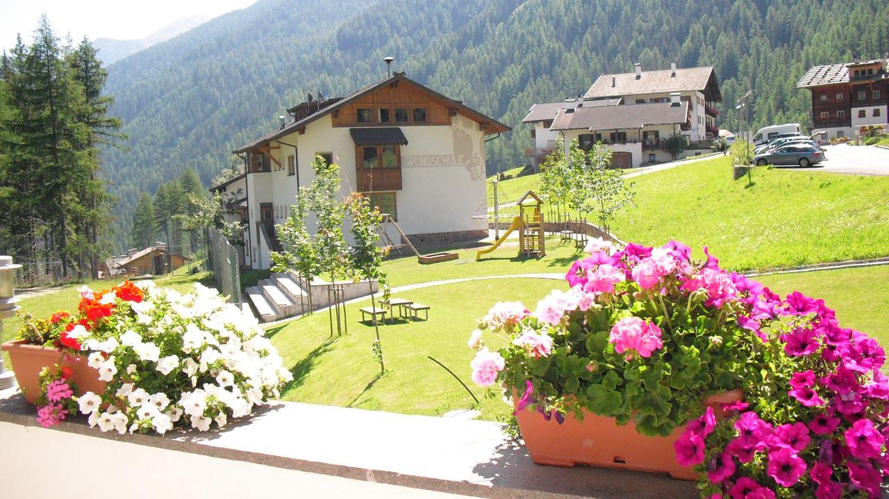 Hotel Arnstein Santa Gertrude Zewnętrze zdjęcie