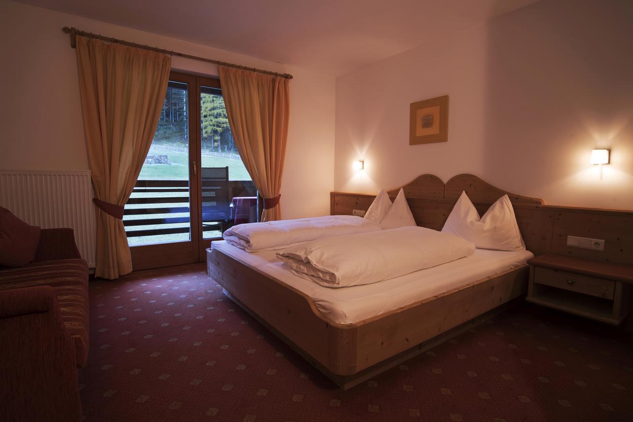 Hotel Arnstein Santa Gertrude Zewnętrze zdjęcie