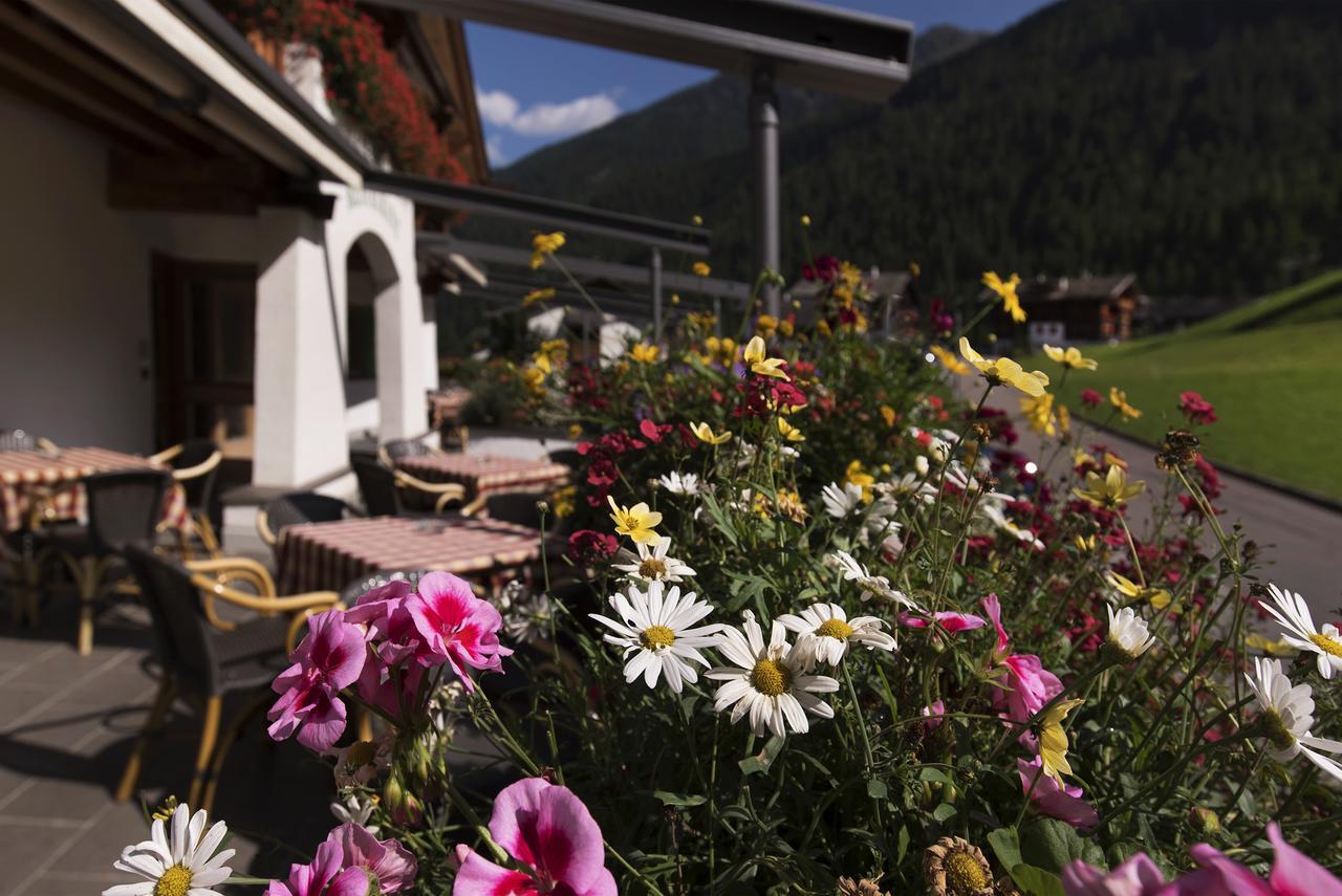 Hotel Arnstein Santa Gertrude Zewnętrze zdjęcie